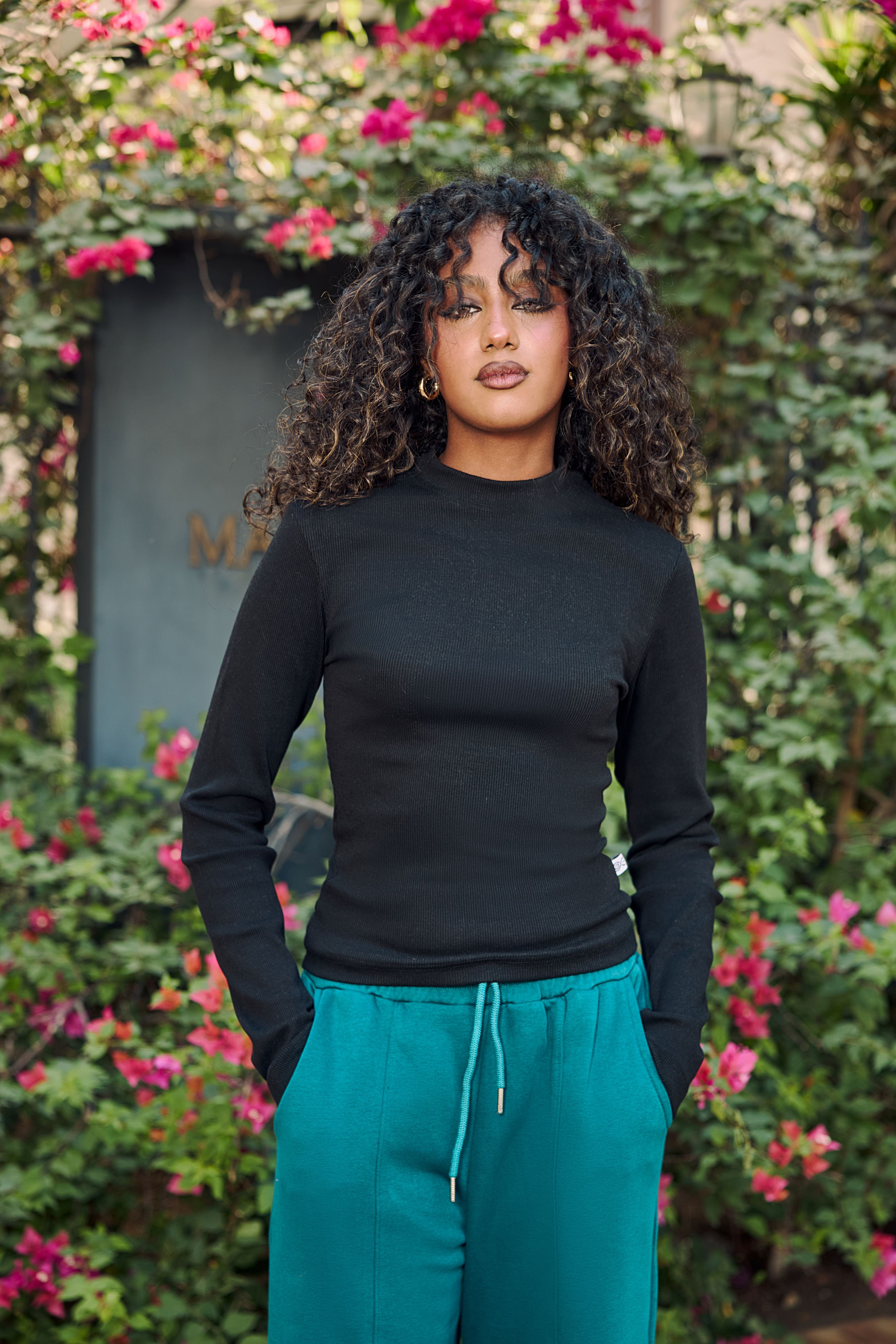 Black Ribbed Basic Top